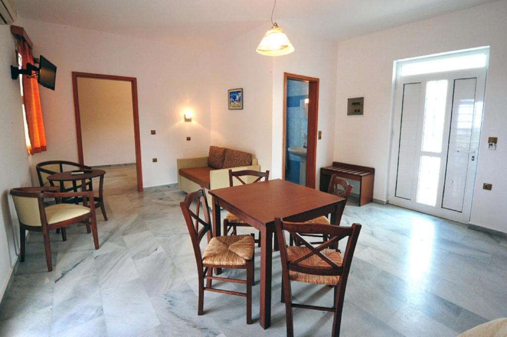 Anna Ageliki Aparthotel Damnoni Cameră foto